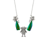 Collar monstruo y alas