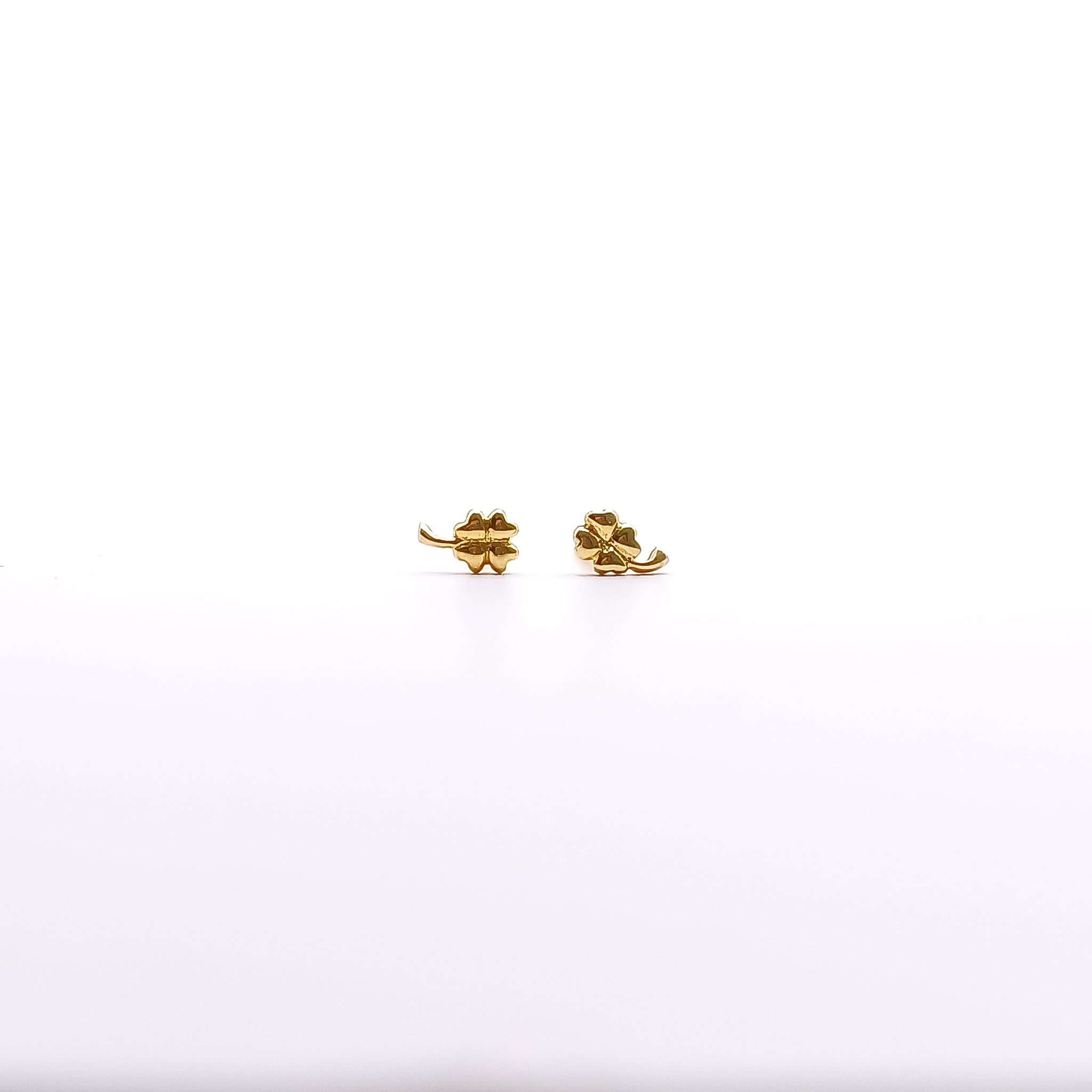 Aretes Amuleto Trebol - Paula Guzmán