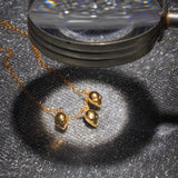 Collar 3 aliens - Paula Guzmán