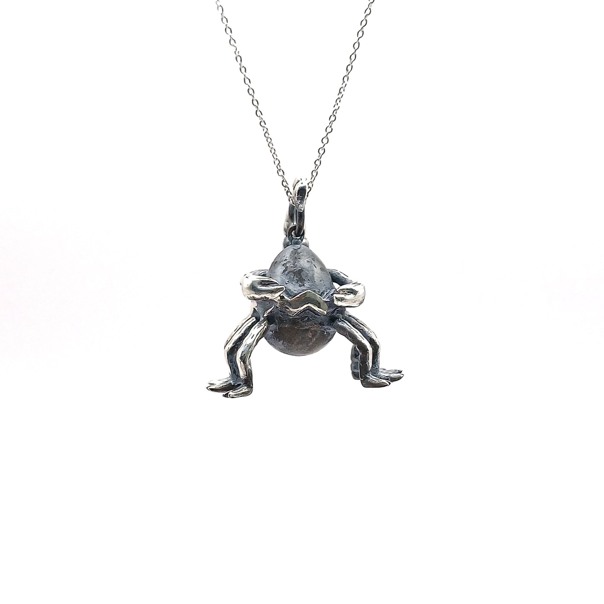 Huevo Escorpio Pátina - Paula Guzmán