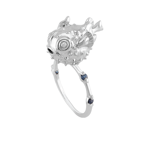 Anillo Blow Fish Grande con zafiros